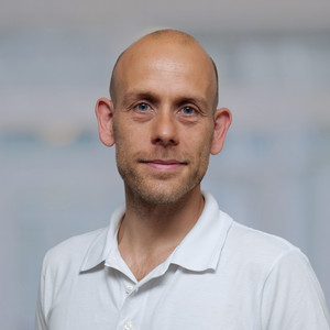Portraitfoto Sebastian Stukenberg, Oberarzt Anästhesiologie im Albertinen Krankenhaus, Hamburg Portraitfoto Sebastian Stukenberg, Oberarzt Anästhesiologie im Albertinen Krankenhaus, Hamburg