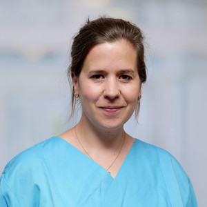 Dr. Carlotta Conrad, Oberärztin Anästhesie und Intensivmedizin, Albertinen Krankenhaus, Hamburg Dr. Carlotta Conrad, Oberärztin Anästhesie und Intensivmedizin, Albertinen Krankenhaus, Hamburg