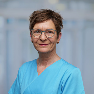 Portrait Simone Kaptur, Leiterin Krankenhaus-Hygiene, Qualität und Sicherheit im Krankenhaus, Albertinen Krankenhaus, Hamburg-Schnelsen
