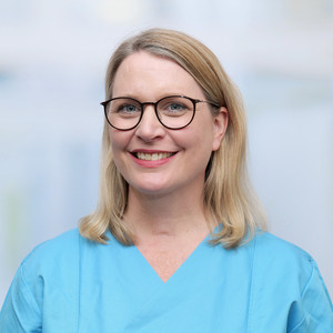 Portrait Wibke Klug, Beleghebamme, Geburtshilfe, Hebamme, Albertinen Krankenhaus, Hamburg-Schnelsen Portrait Wibke Klug, Beleghebamme, Geburtshilfe, Hebamme, Albertinen Krankenhaus, Hamburg-Schnelsen