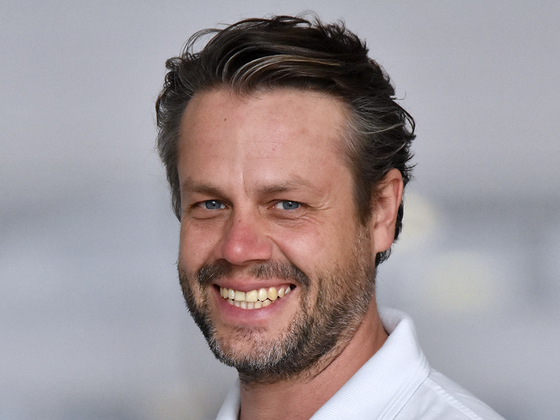 Porträt von Priv.-Doz. Dr. Till Orla Klatte, Chefarzt der Klinik für Orthopädie und Unfallchirurgie, Albertinen Krankenhaus, Standort Hamburg Porträt von Priv.-Doz. Dr. Till Orla Klatte, Chefarzt der Klinik für Orthopädie und Unfallchirurgie, Albertinen Krankenhaus, Standort Hamburg