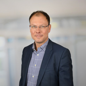 Portrait Andreas Schneider, Geschäftsführer Feierabendhaus, Wohn- und Pflegeeinrichtung, Teammitglieder, Hamburg-Volksdorf