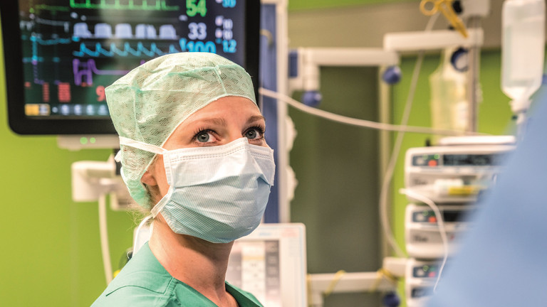 Anästhesieüberwachung im Operationssaal, Albertinen Krankenhaus, Hamburg Anästhesieüberwachung im Operationssaal, Albertinen Krankenhaus, Hamburg